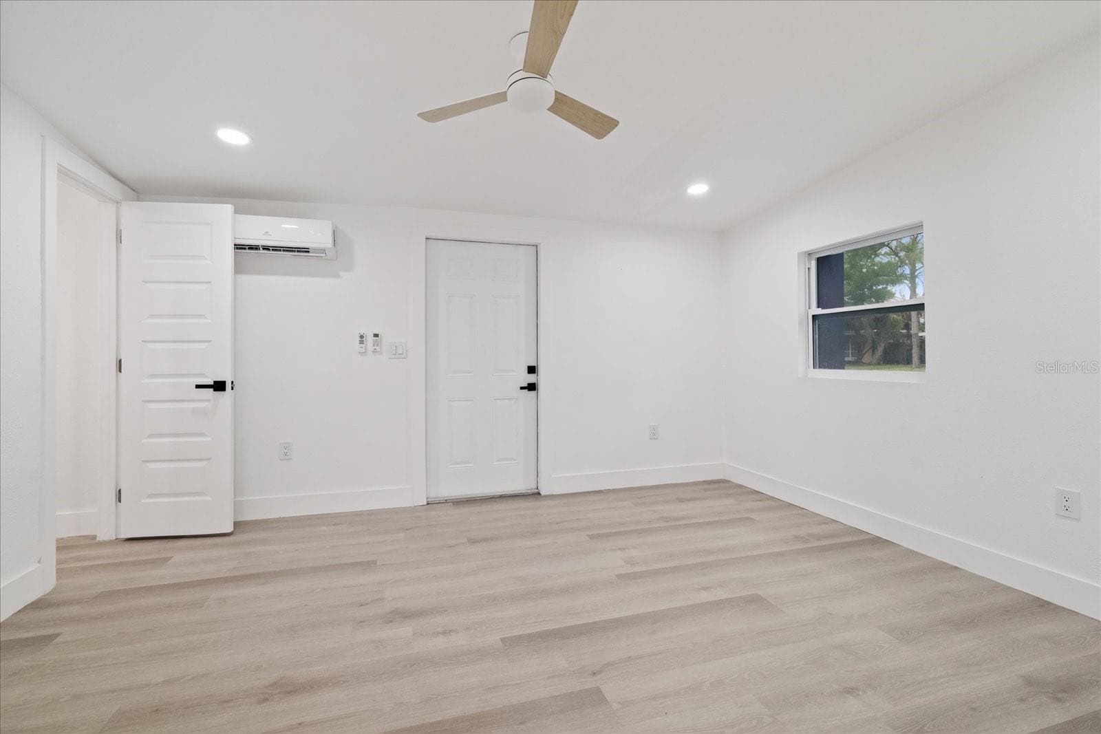 Single Family Residence at 7361 ROYAL PALM DR, NEW PORT RICHEY, photo 9 of 32