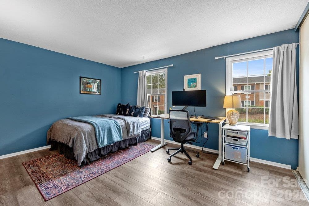 Condominium at 4607 Hedgemore Drive, Charlotte, photo 13 of 20