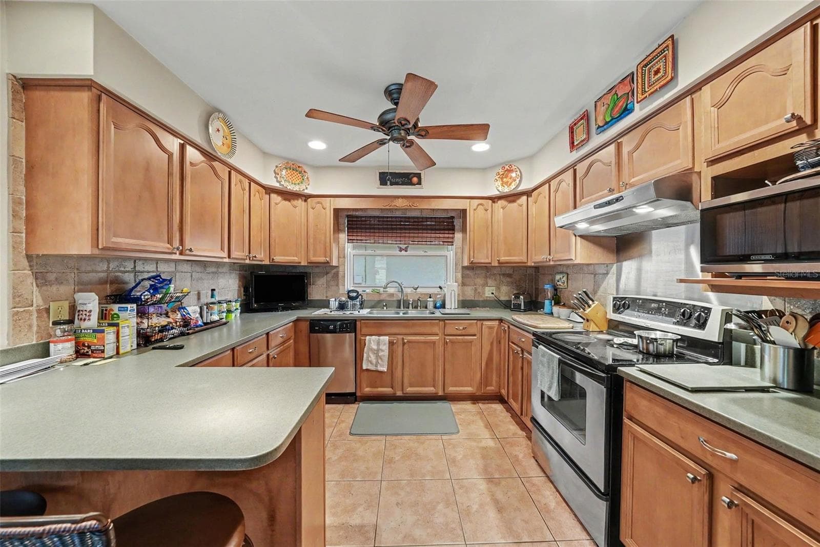 Single Family Residence at 1491 SAN HELEN DR, DUNEDIN, photo 11 of 23