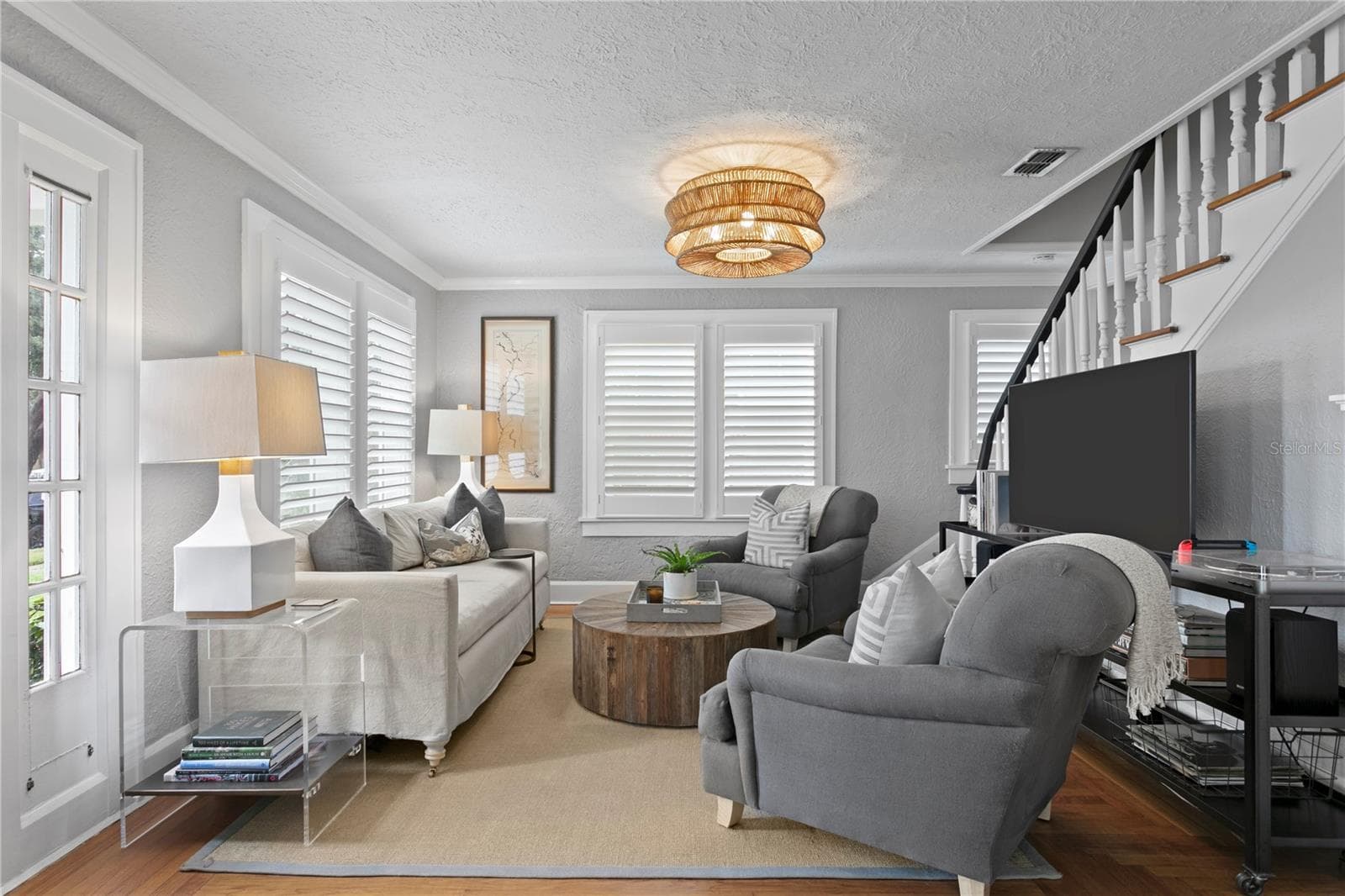 Living room - 310 26TH AVE N, ST PETERSBURG