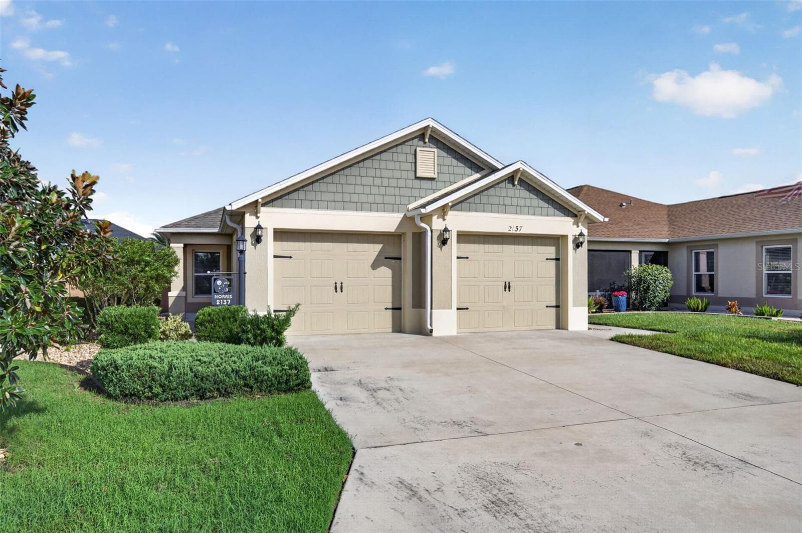 2137 LOCKLIN LN