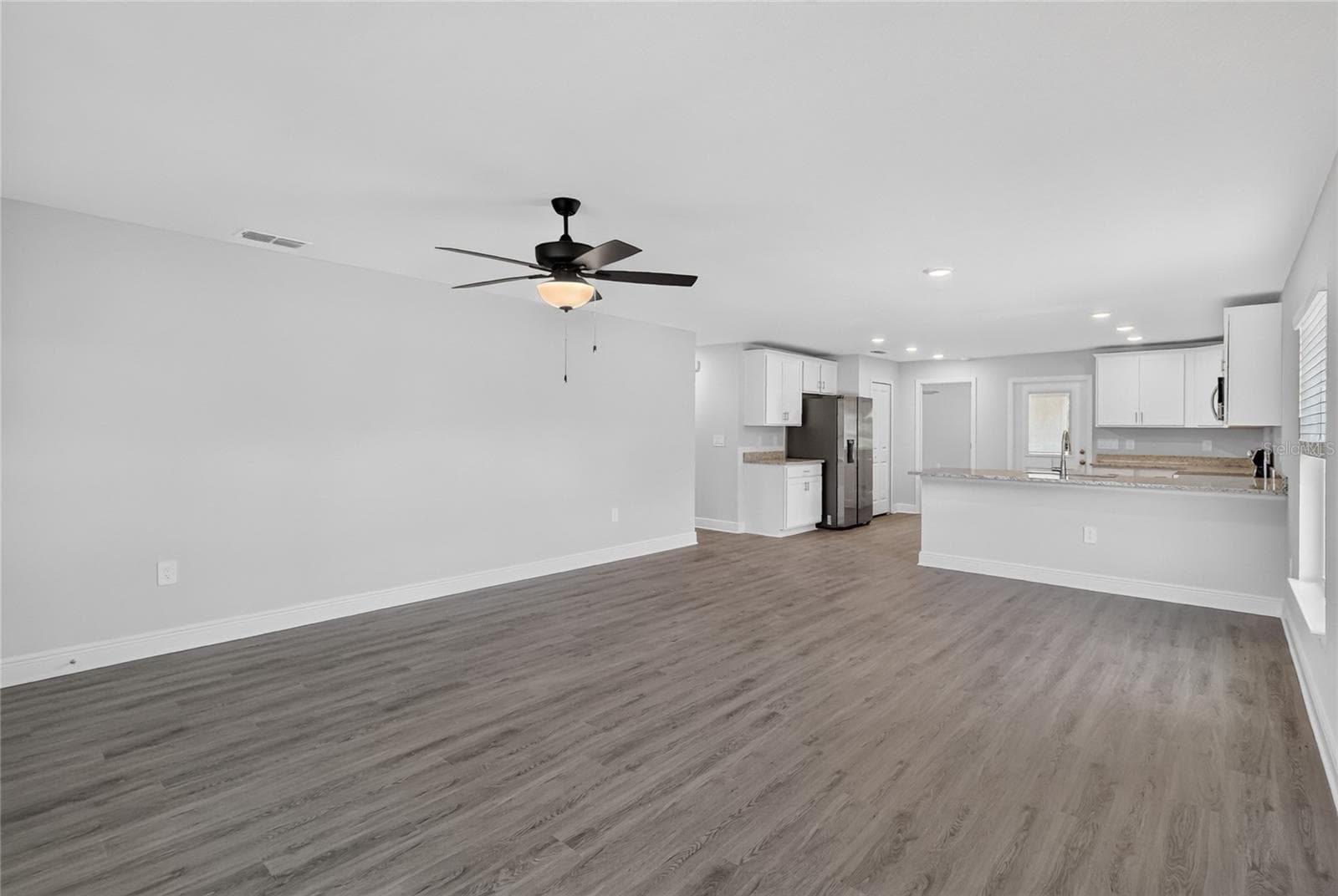 Single Family Residence at 7800 CHASE RD, LAKELAND, photo 9 of 34