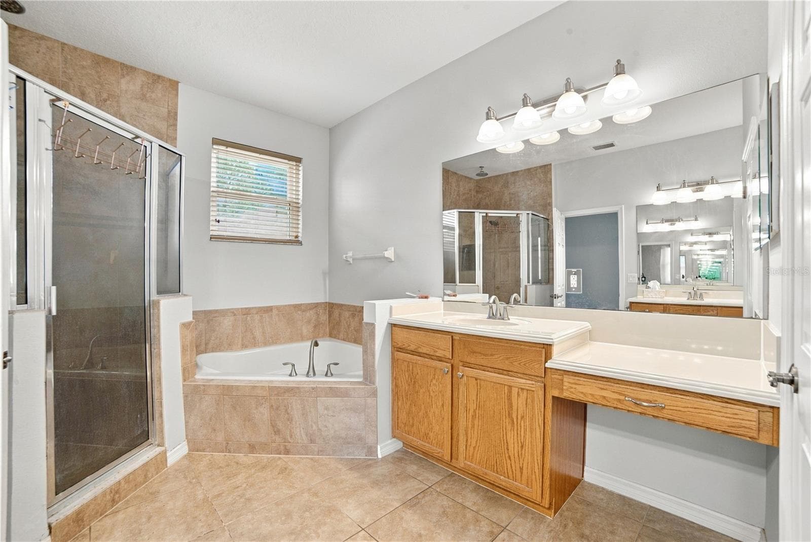 Single Family Residence at 3801 CALLIOPE AVE, PORT ORANGE, photo 20 of 34
