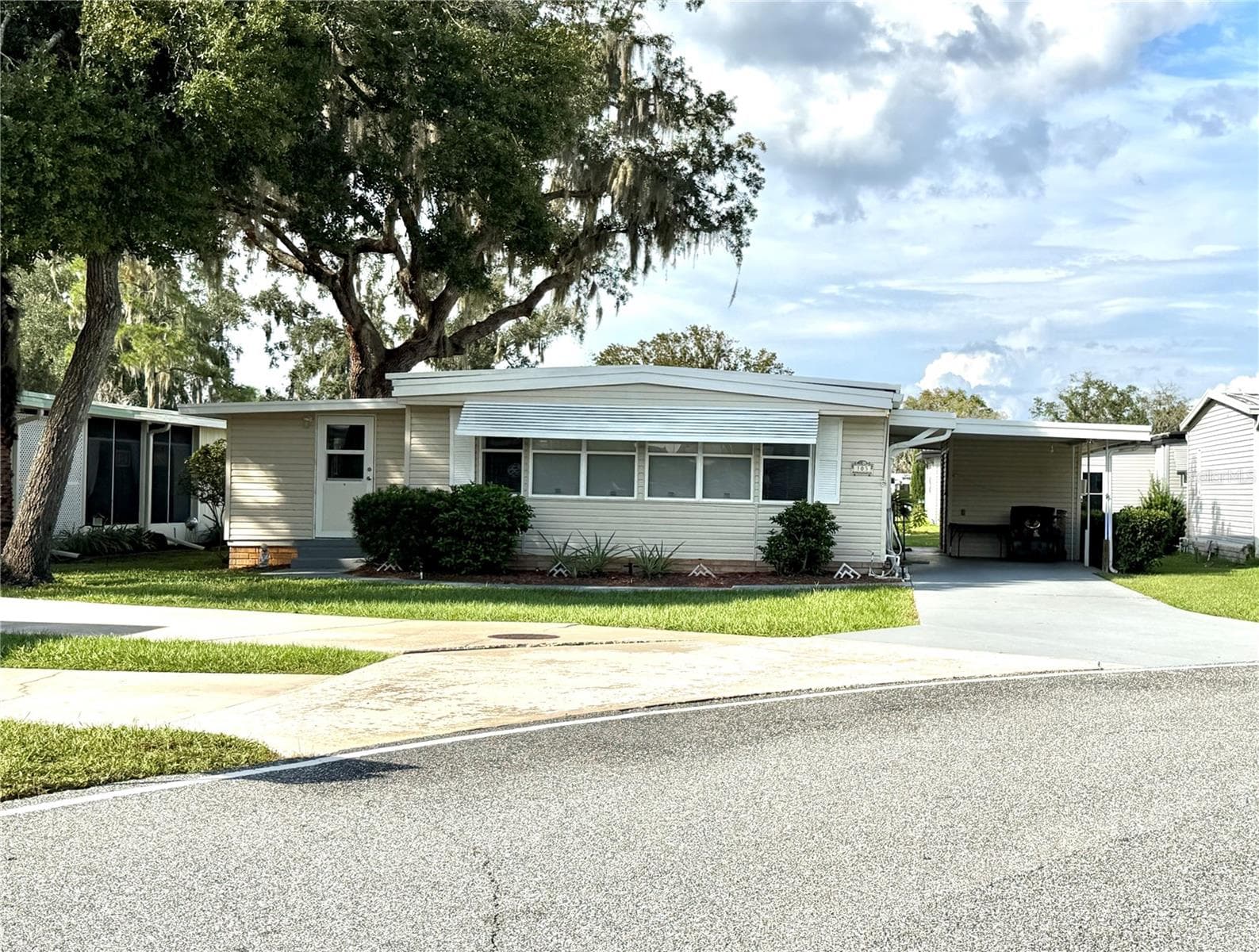 103 TAMARISK WAY