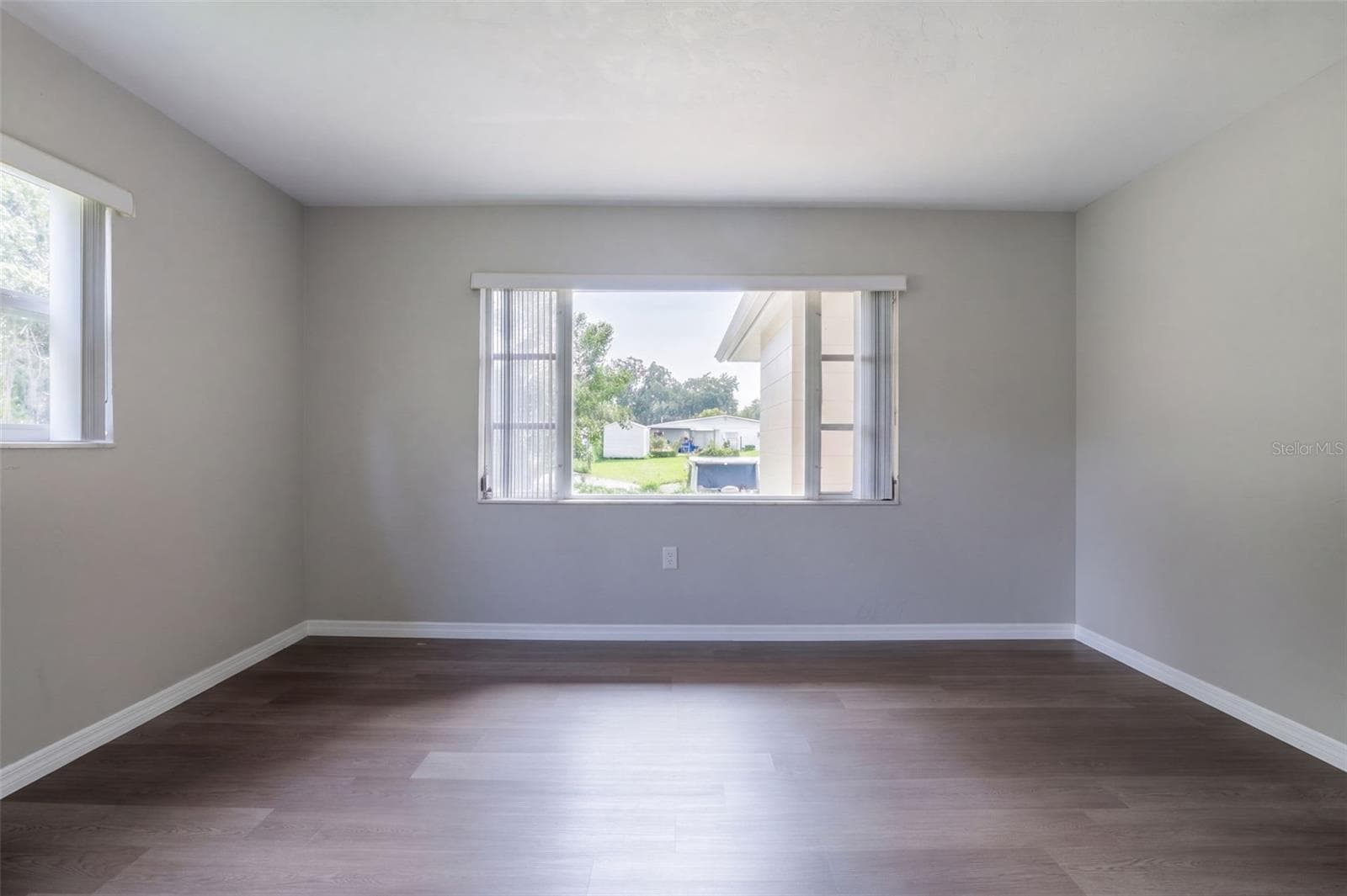 Single Family Residence at 1627 CANAL CT, TAVARES, photo 16 of 33