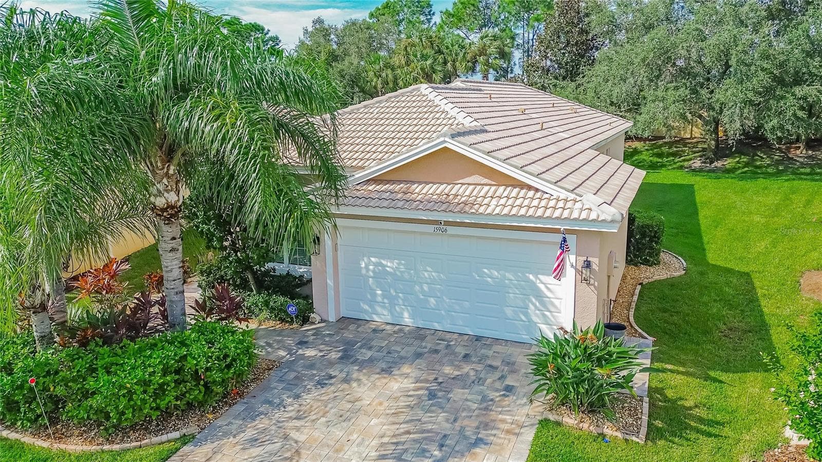 Single Family Residence at 15906 COBBLE MILL DR, WIMAUMA, photo 52 of 79