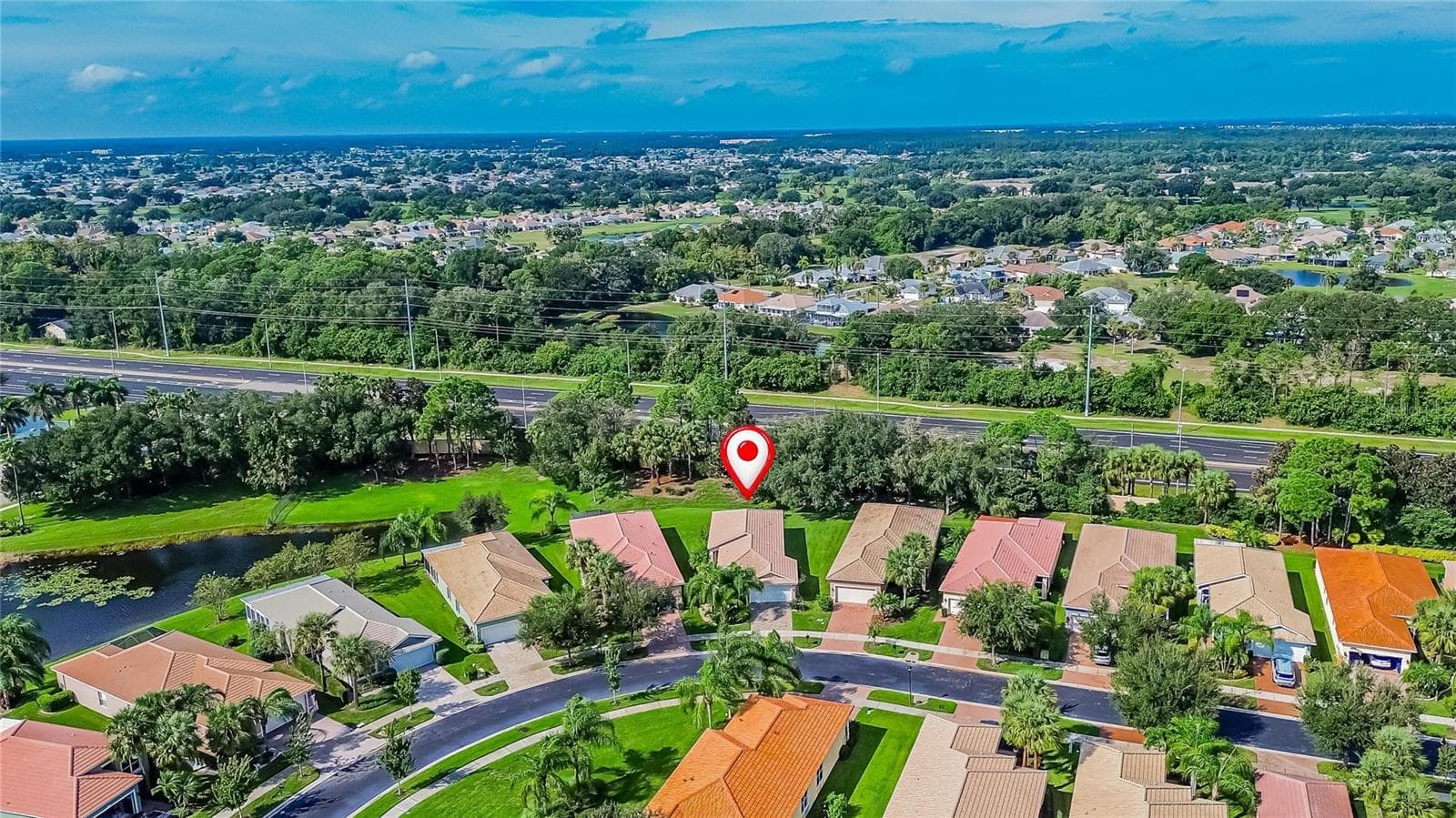 Single Family Residence at 15906 COBBLE MILL DR, WIMAUMA, photo 55 of 79