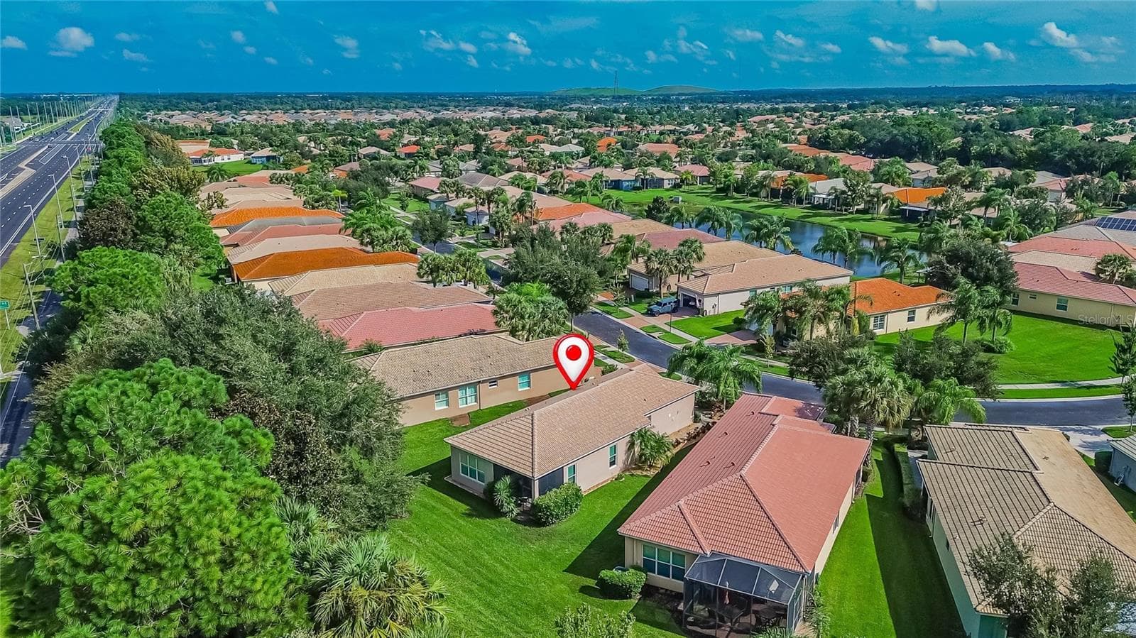 Single Family Residence at 15906 COBBLE MILL DR, WIMAUMA, photo 61 of 79