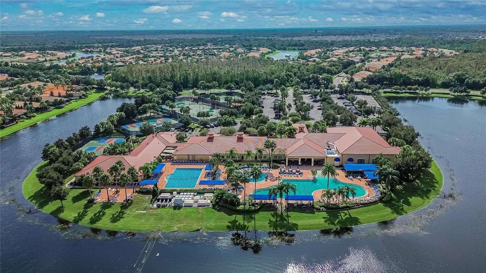 Exterior Rear Aerial View Community Center - 15906 COBBLE MILL DR, WIMAUMA