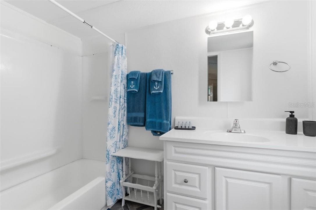 Residential at 8011 W Fern PL, HOMOSASSA FL 34448, Homosassa, photo 14 of 17