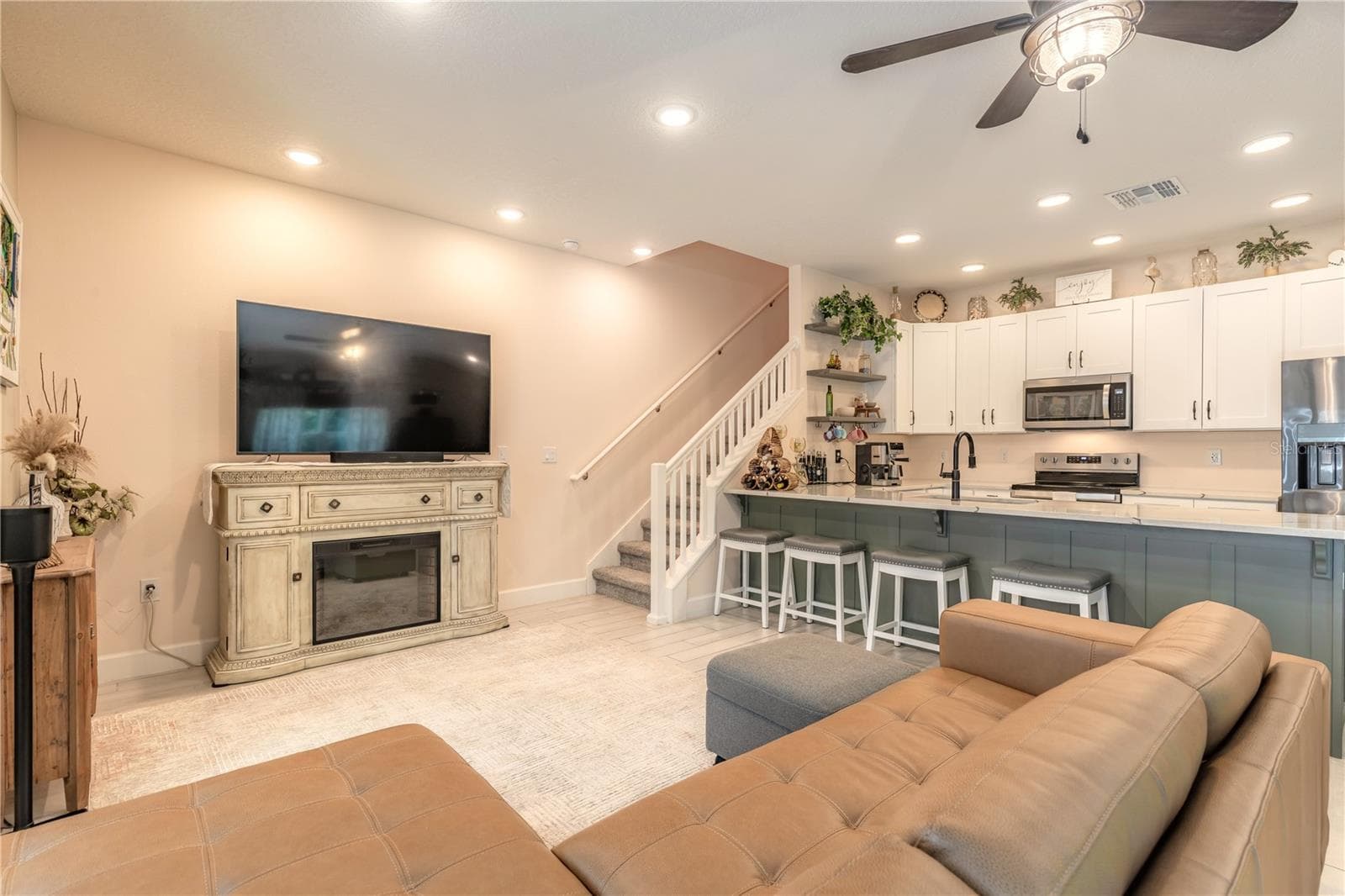 Villa at 551 CORONADO COVE RD, NEW SMYRNA BEACH, photo 49 of 63