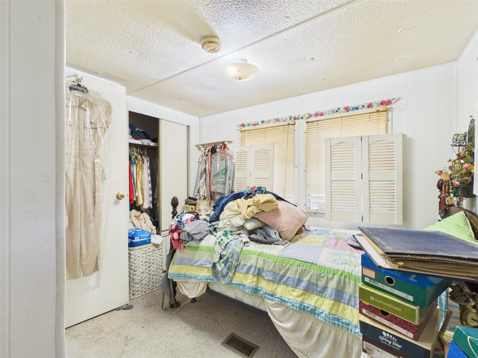Mobile Home at 6530 NE 2ND PL, OCALA, photo 8 of 21