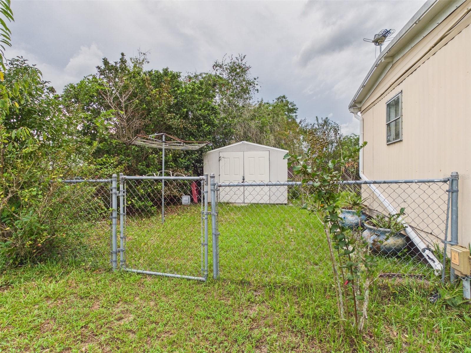 Mobile Home at 6530 NE 2ND PL, OCALA, photo 18 of 21