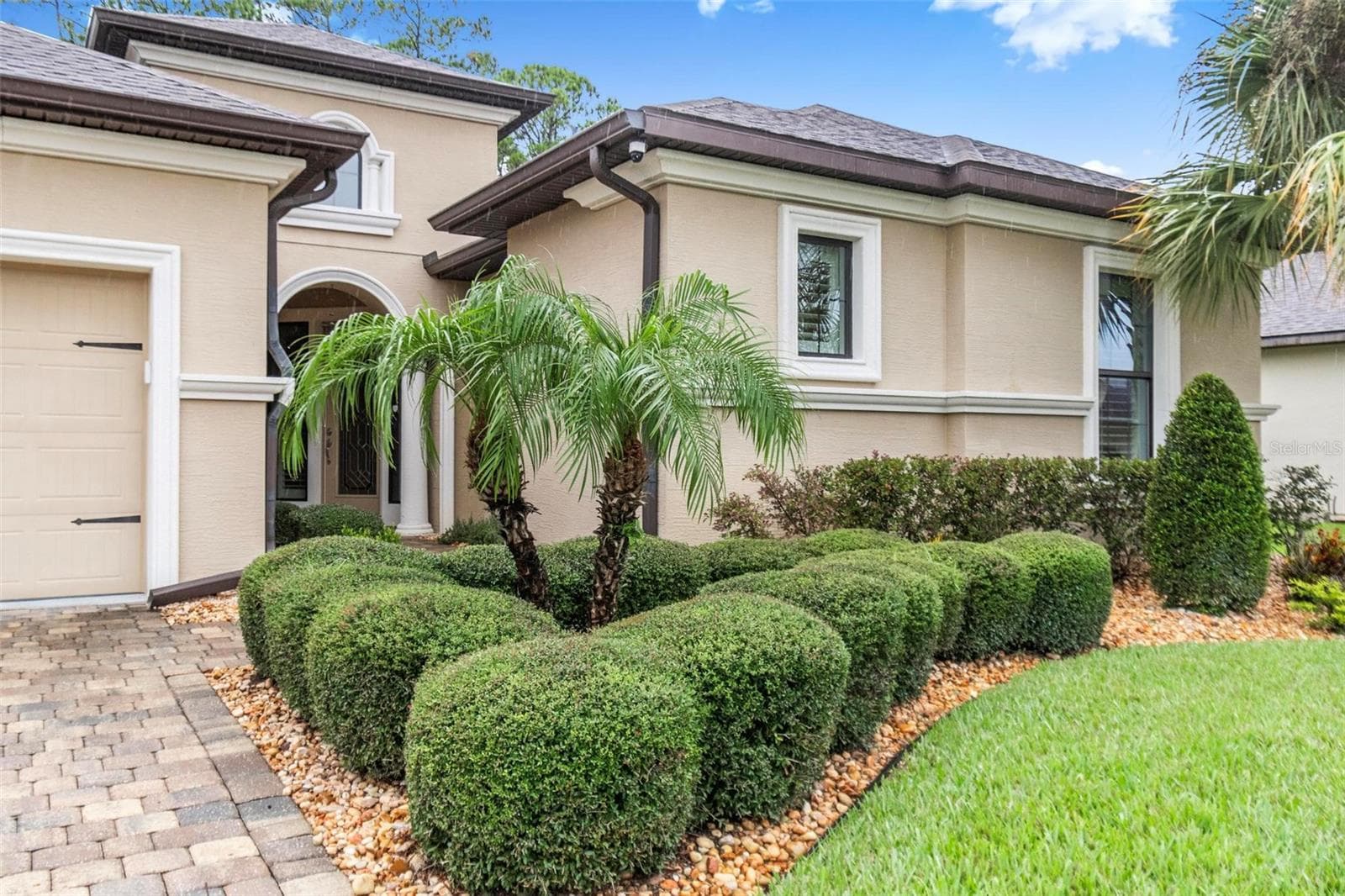 Single Family Residence at 627 ELK RIVER DR, ORMOND BEACH, photo 4 of 47
