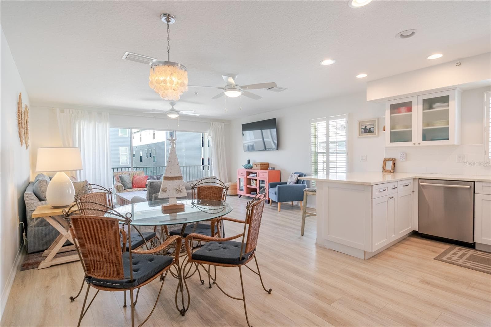 Condominium at 1904 GULF BLVD #D, INDIAN ROCKS BEACH, photo 5 of 34