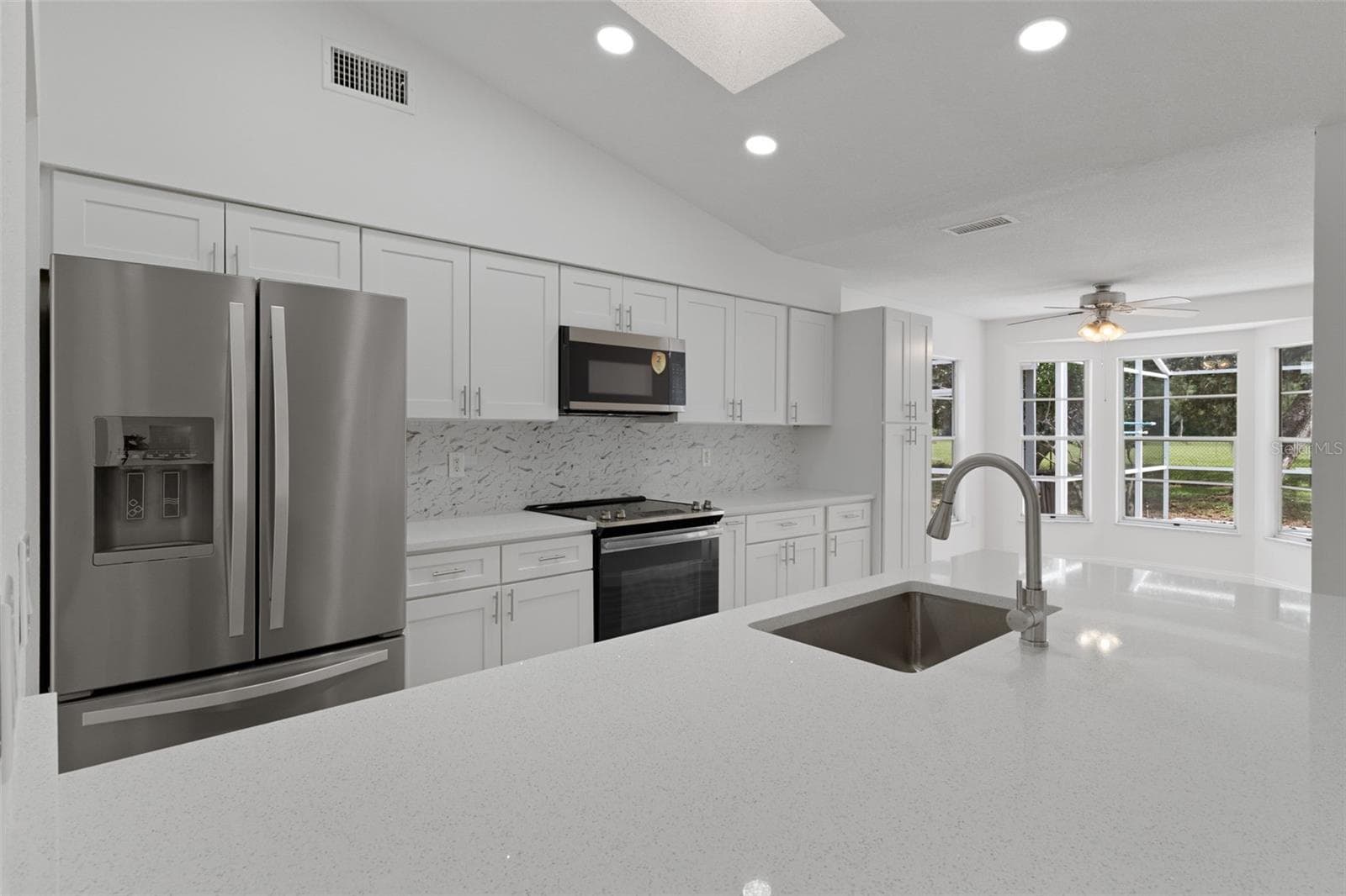 Single Family Residence at 10220 SWANSON CT, SPRING HILL, photo 4 of 55