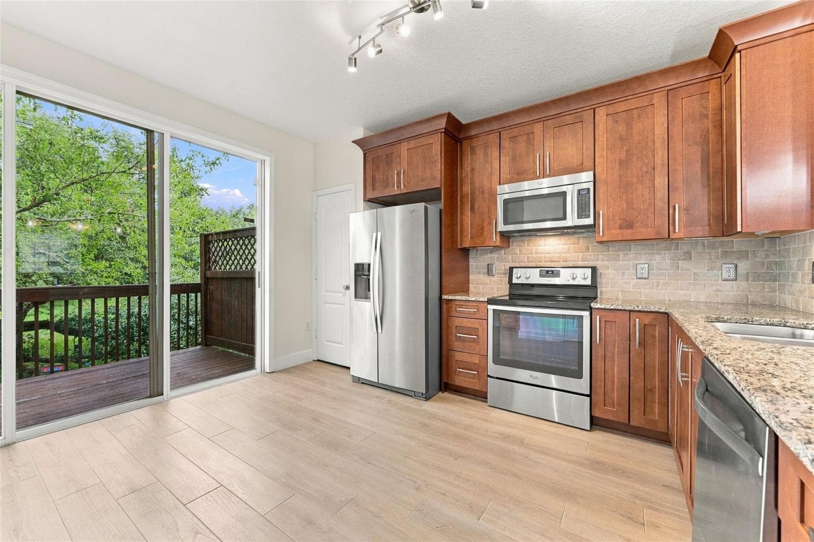 Kitchen - 3121 BAYSHORE OAKS DR, TAMPA
