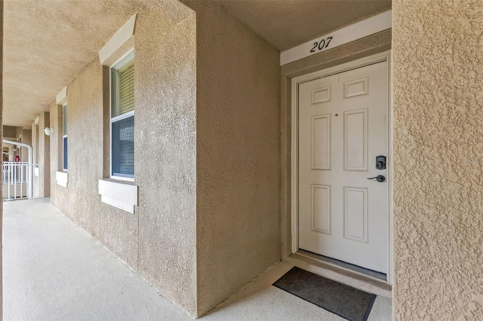 Condominium at 1003 FAIRWAYCOVE LN #207, BRADENTON, photo 35 of 45
