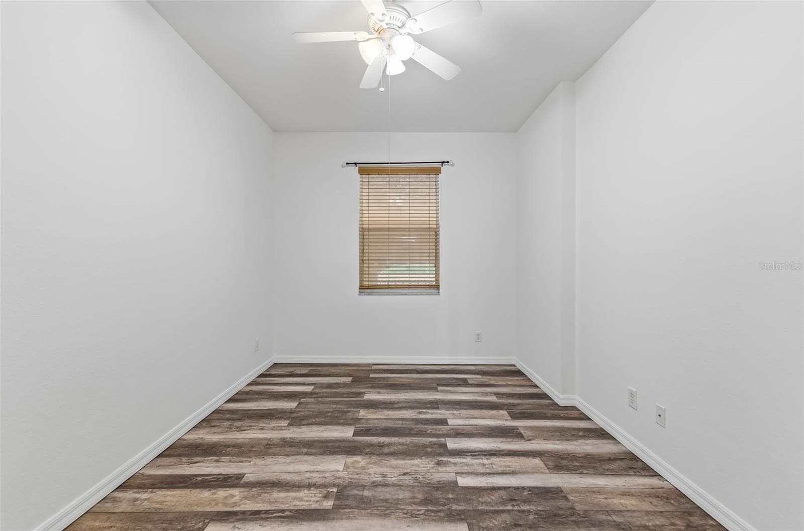 Condominium at 1003 FAIRWAYCOVE LN #207, BRADENTON, photo 44 of 45