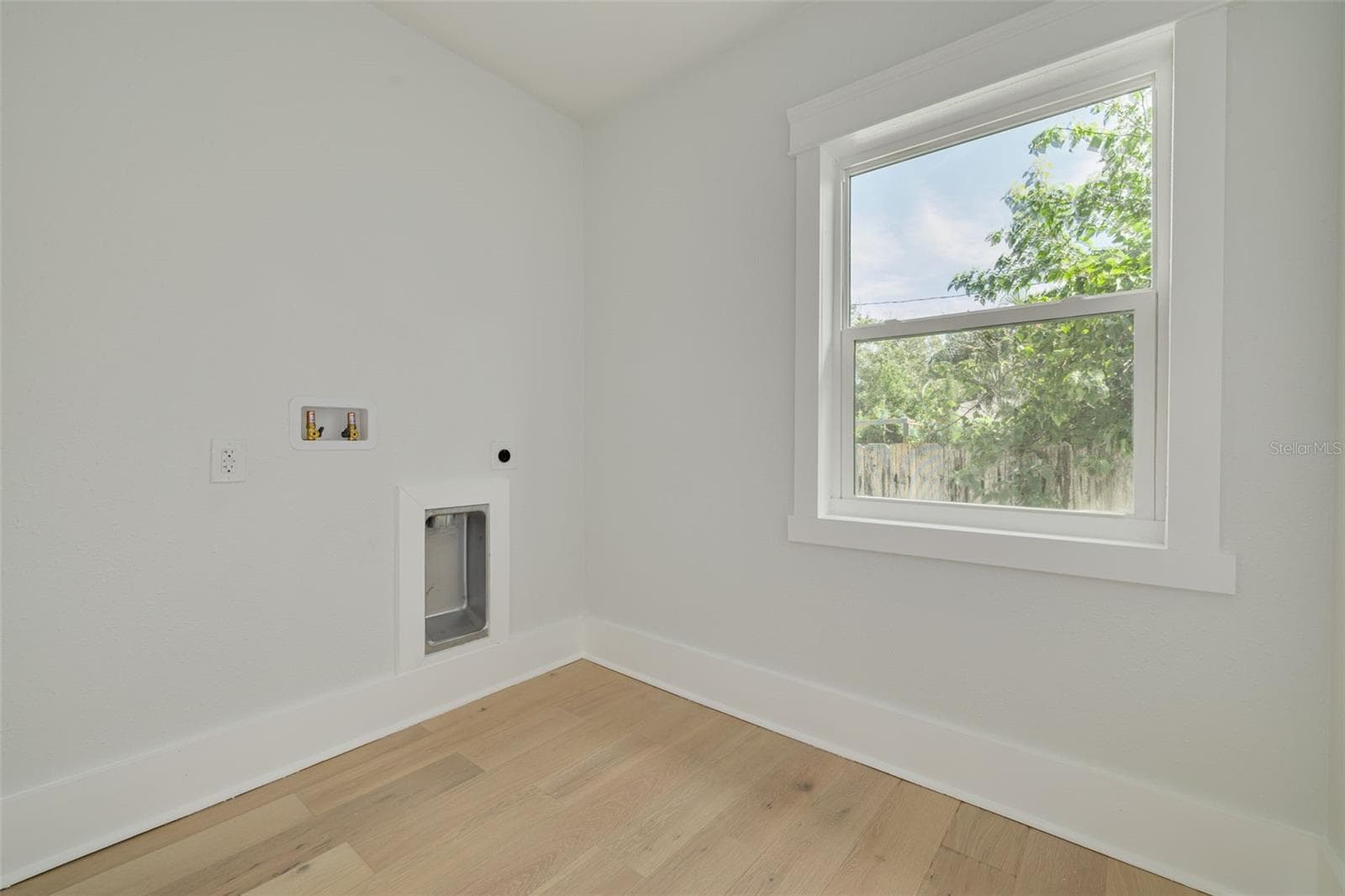 Single Family Residence at 2725 4TH AVE S, ST PETERSBURG, photo 29 of 36