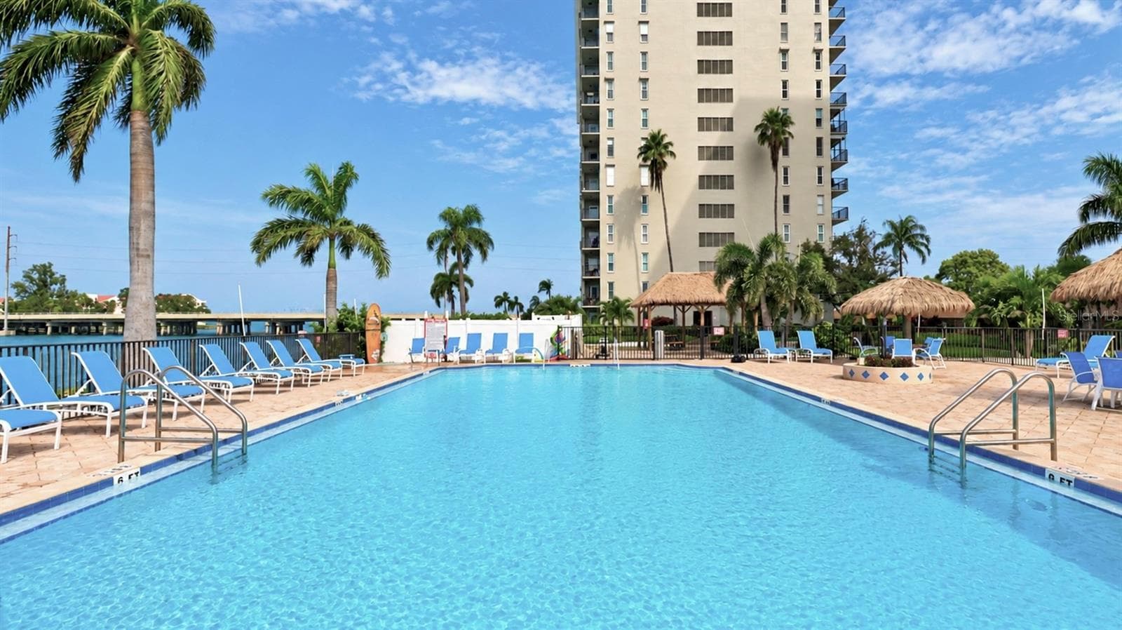 Condominium at 5200 BRITTANY DR S #606, ST PETERSBURG, photo 36 of 80
