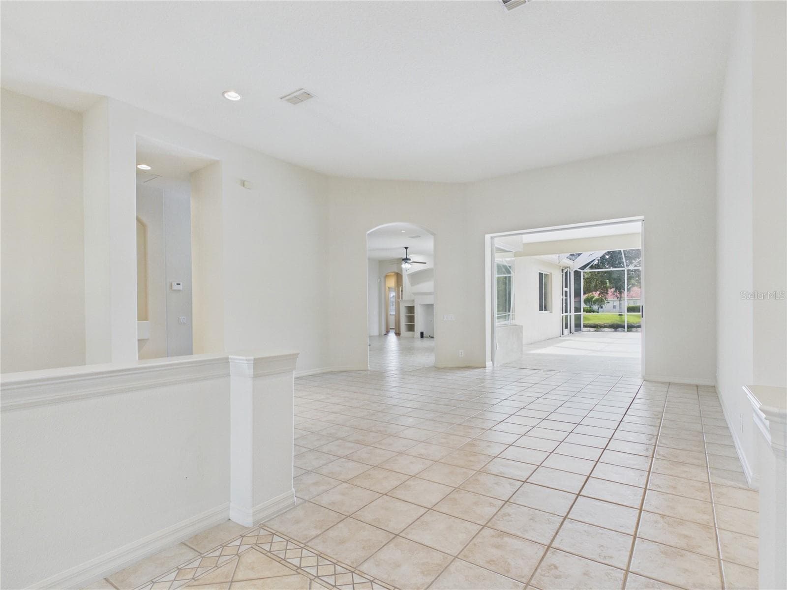 Single Family Residence at 10207 ESTUARY DR, TAMPA, photo 11 of 97