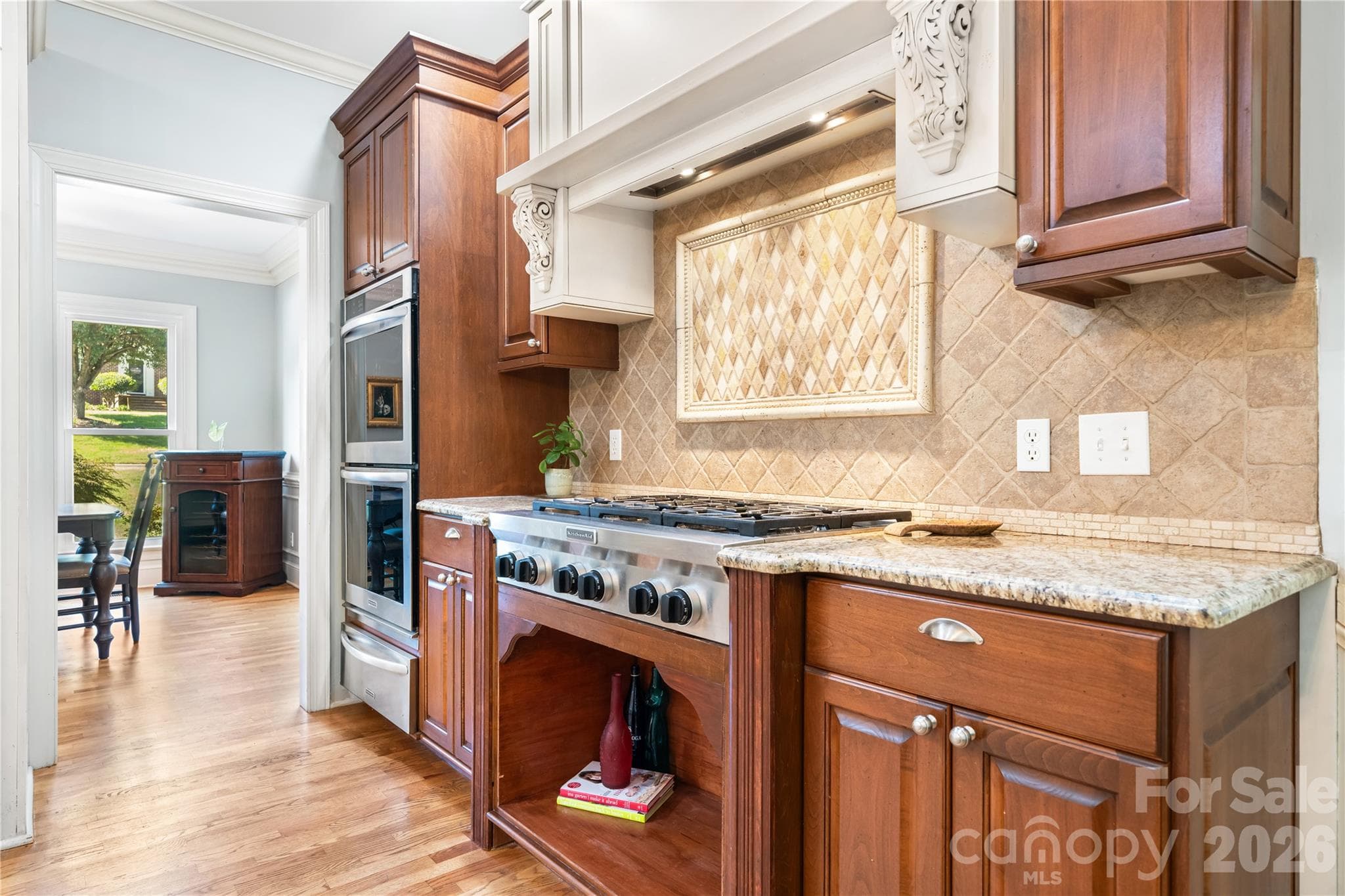 Single Family Residence at 925 38th Avenue NE, Hickory, photo 12 of 48