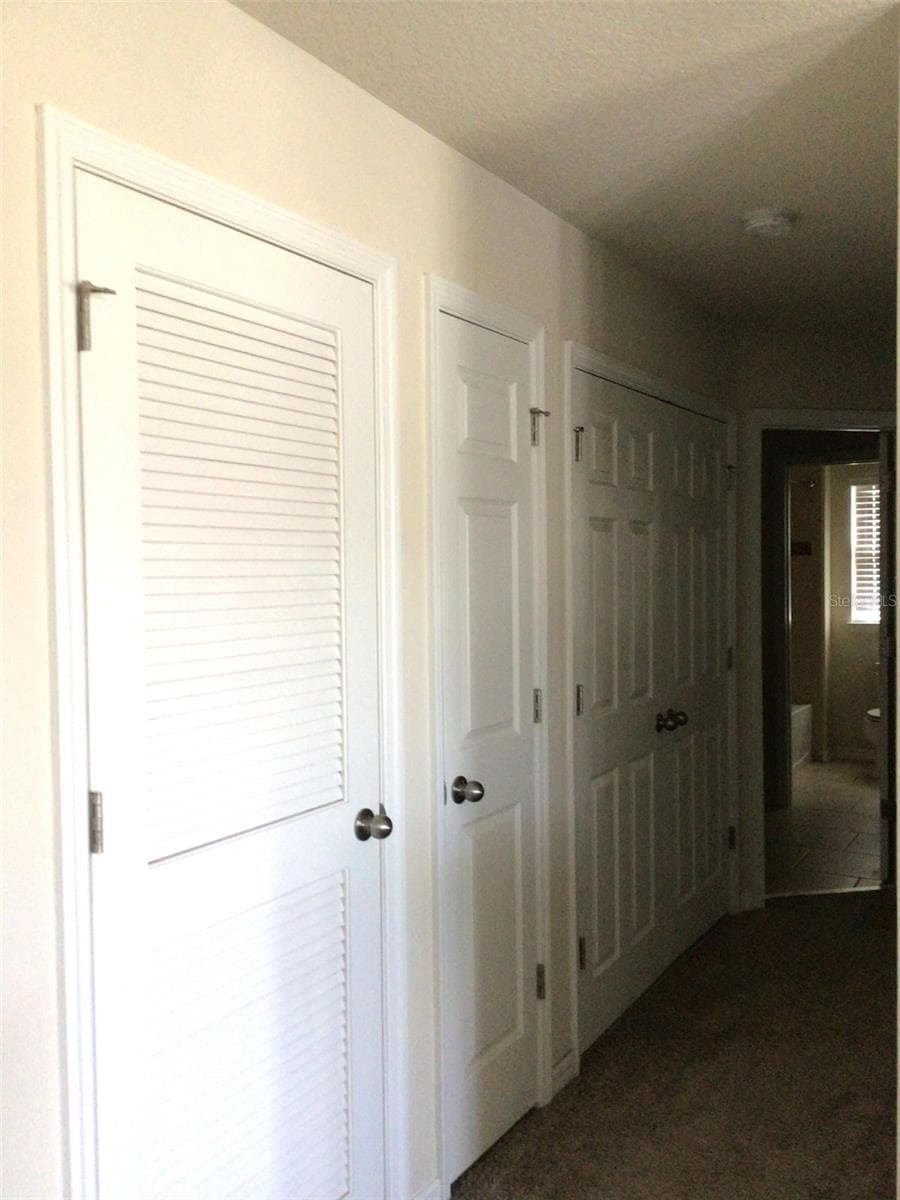 Upstairs hallway - 2564 FASSONA DR, KISSIMMEE