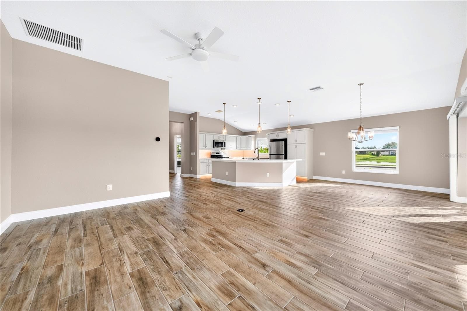 Single Family Residence at 1336 FRAZIER WAY, THE VILLAGES, photo 17 of 86