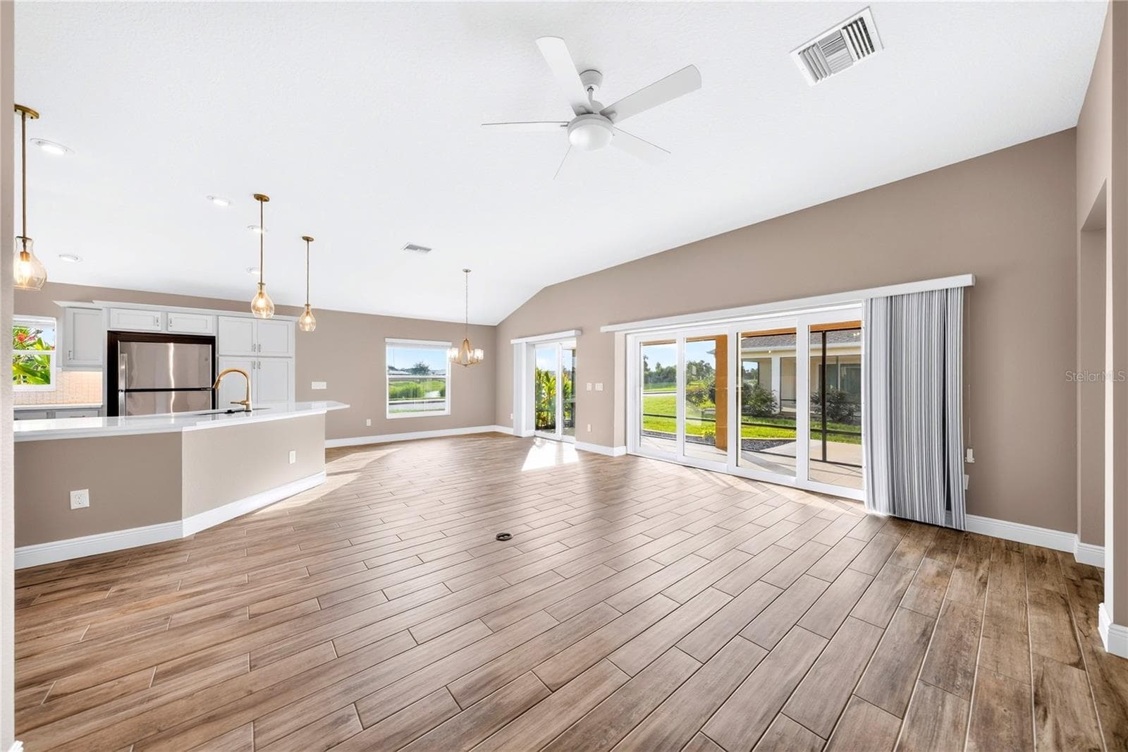Single Family Residence at 1336 FRAZIER WAY, THE VILLAGES, photo 21 of 86
