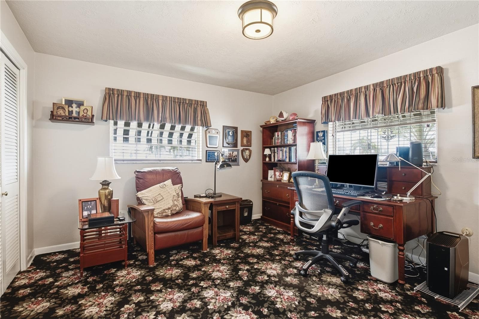 Bed 2 - 233 WESTWINDS DR, PALM HARBOR