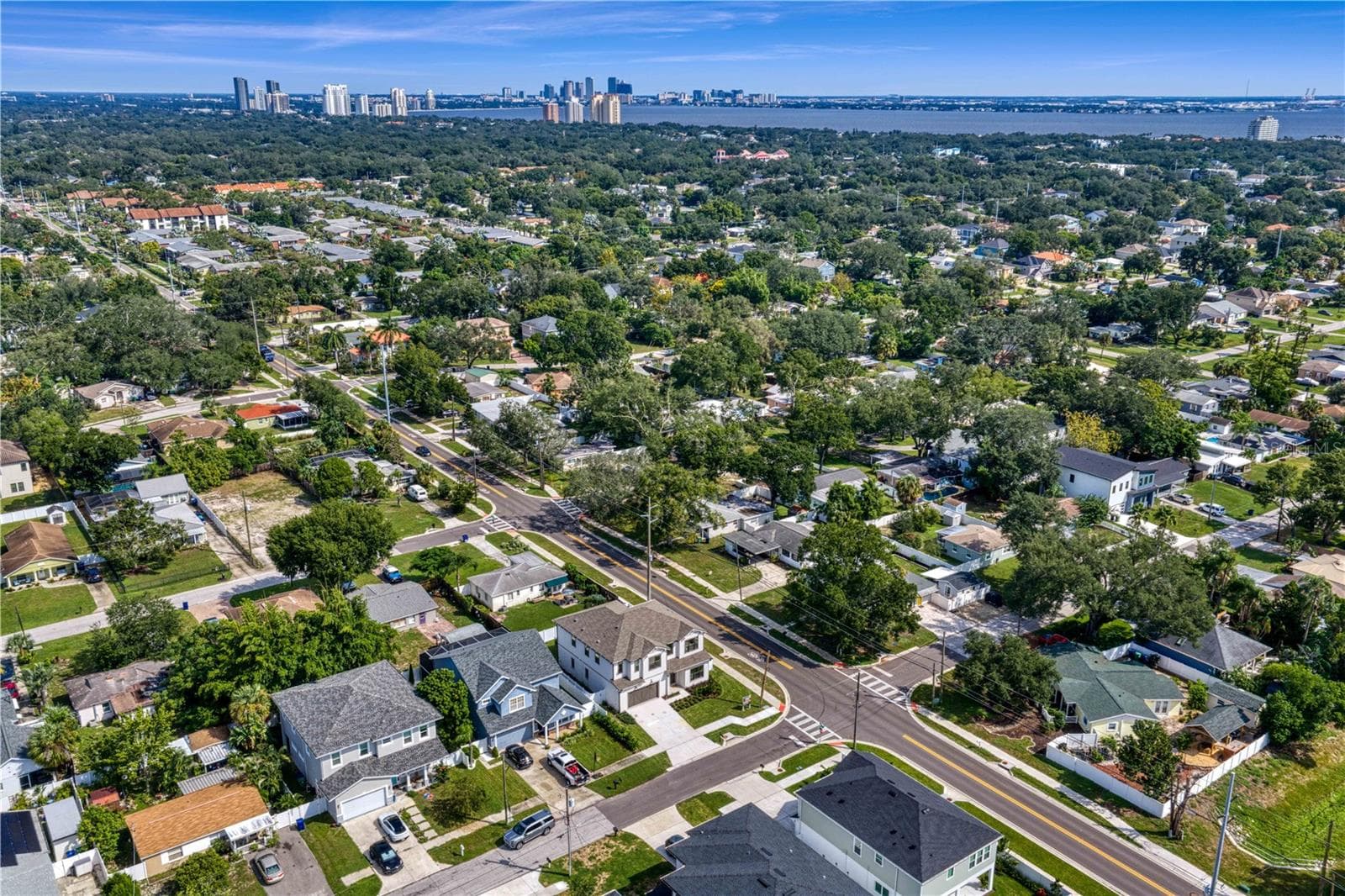 Single Family Residence at 3501 W ROGERS AVE, TAMPA, photo 71 of 75