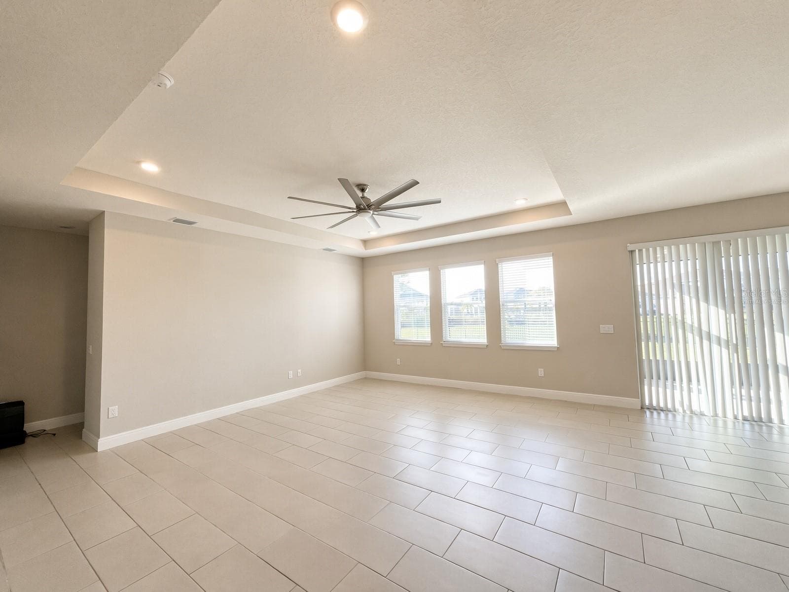 Great Room-Virtually Staged - 140 BRIGHT IBIS AVE, APOLLO BEACH