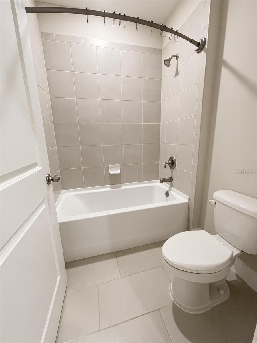 2nd Bathroom - 140 BRIGHT IBIS AVE, APOLLO BEACH