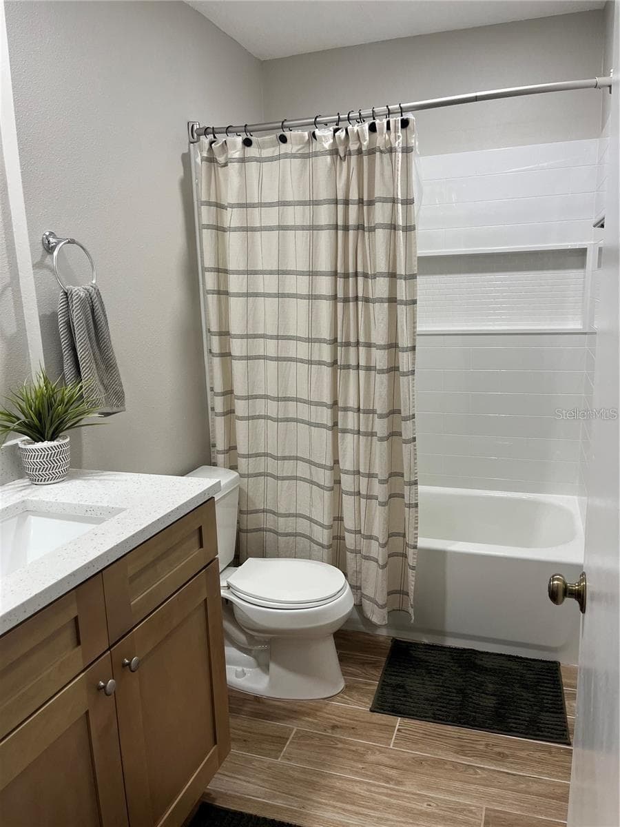 Townhouse at 4114 WOODLARK DR, TAMPA, photo 4 of 14