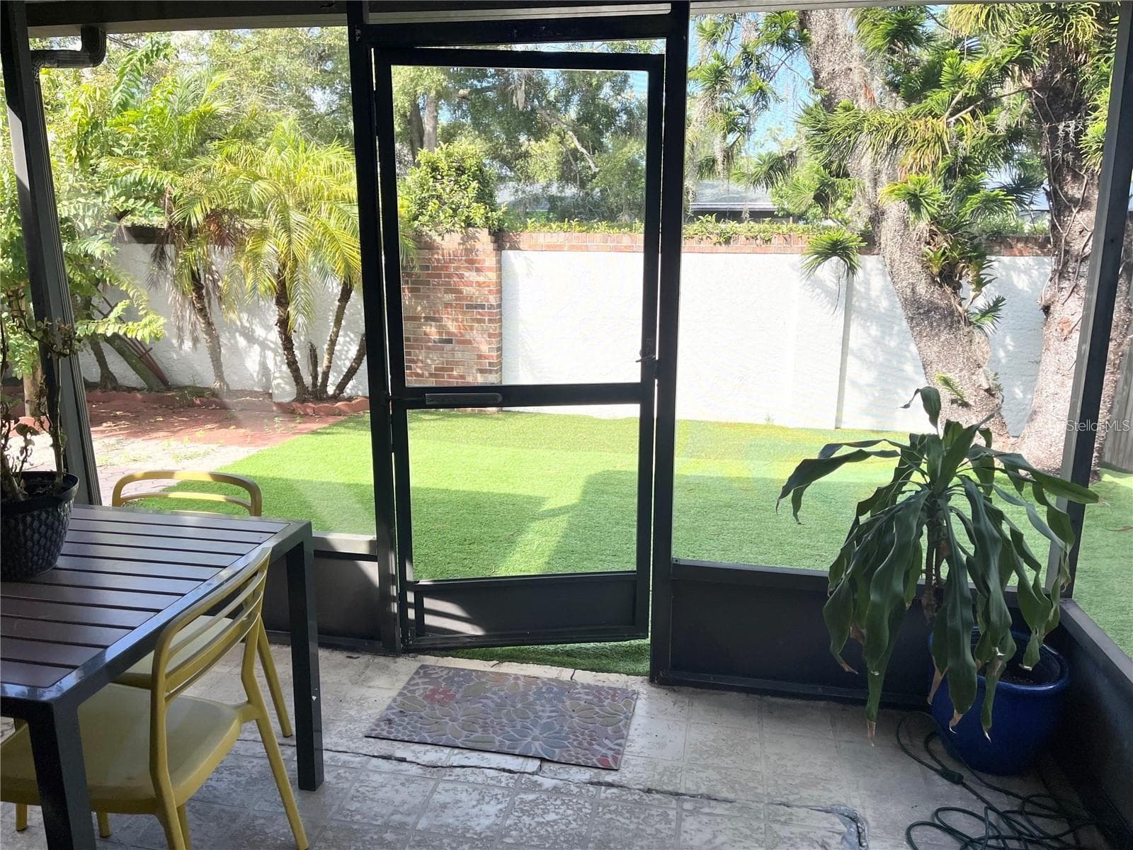Townhouse at 4114 WOODLARK DR, TAMPA, photo 12 of 14