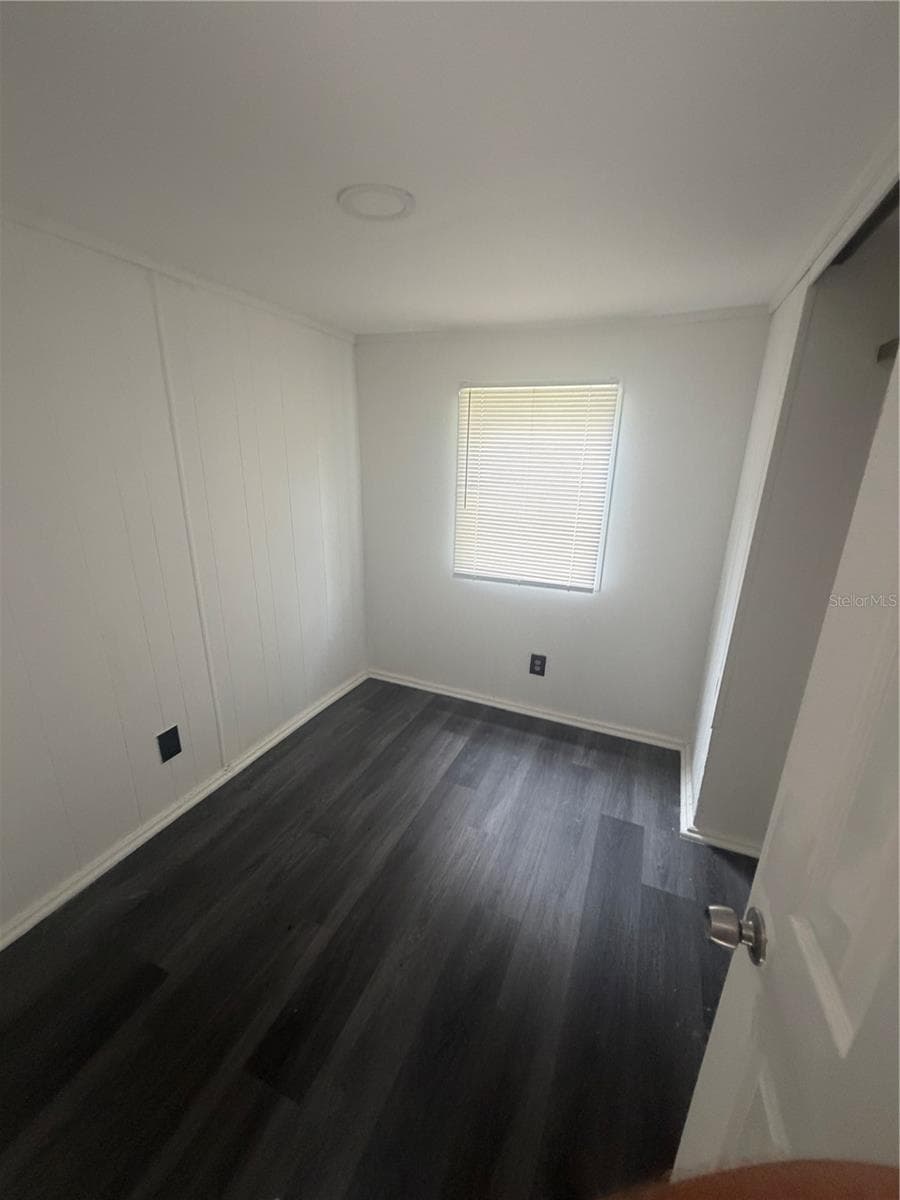 Mobile Home at 204 JOHNTRY RD, HAWTHORNE, photo 12 of 17