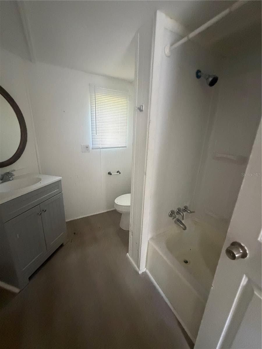 Mobile Home at 204 JOHNTRY RD, HAWTHORNE, photo 14 of 17