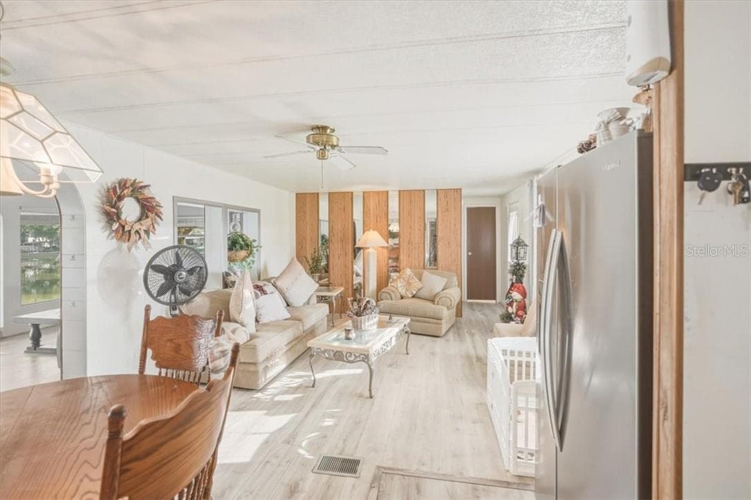 Residential at 928 S Shad TER, INVERNESS FL 34450, photo 4 of 48