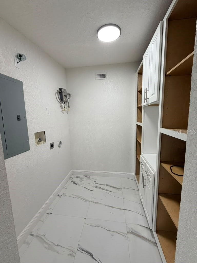 Single Family Residence at 1602 S TANNER RD, ORLANDO, photo 6 of 8