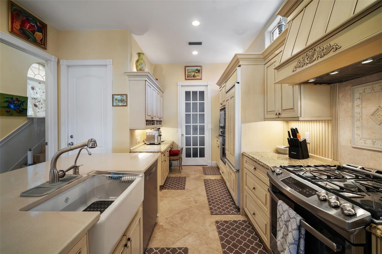 Single Family Residence at 1444 HARBOR DR, SARASOTA, photo 13 of 43
