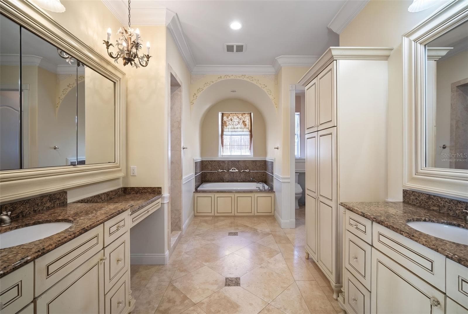 Virtually staged. - 1444 HARBOR DR, SARASOTA