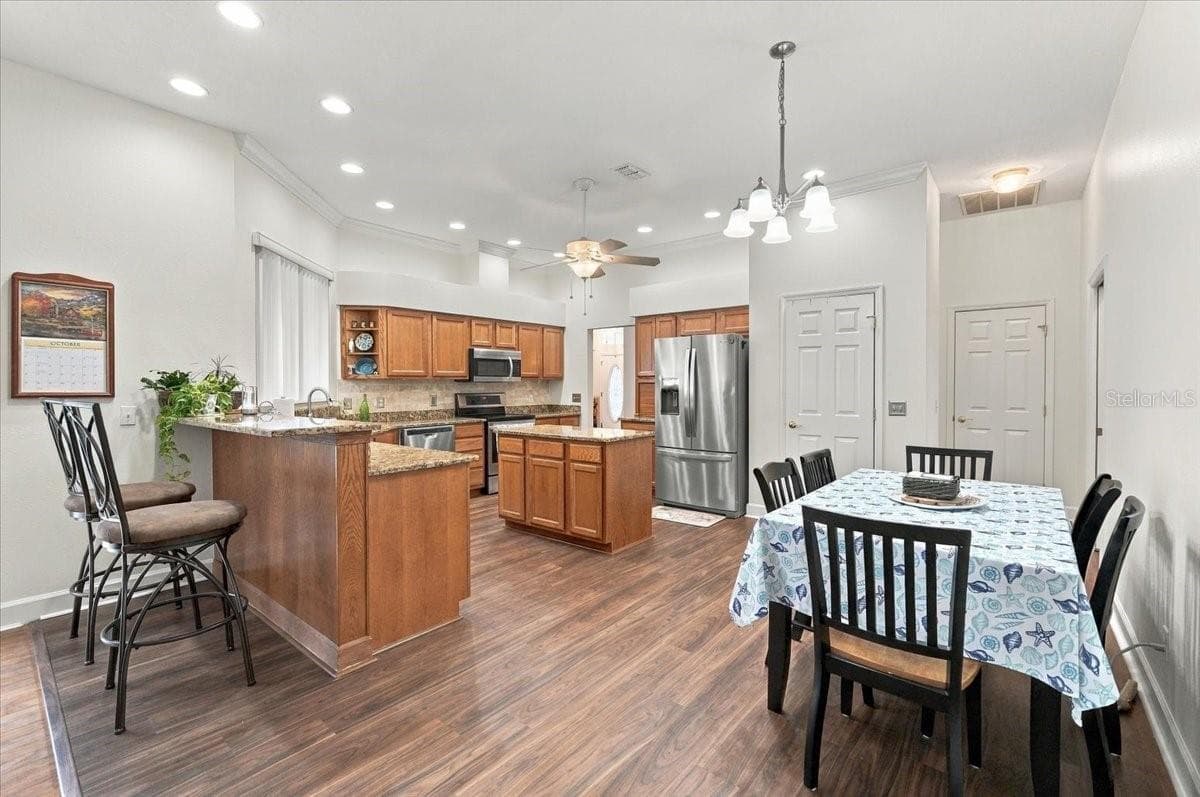 Single Family Residence at 5599 SUMMERLAND HILLS DR, LAKELAND, photo 16 of 74