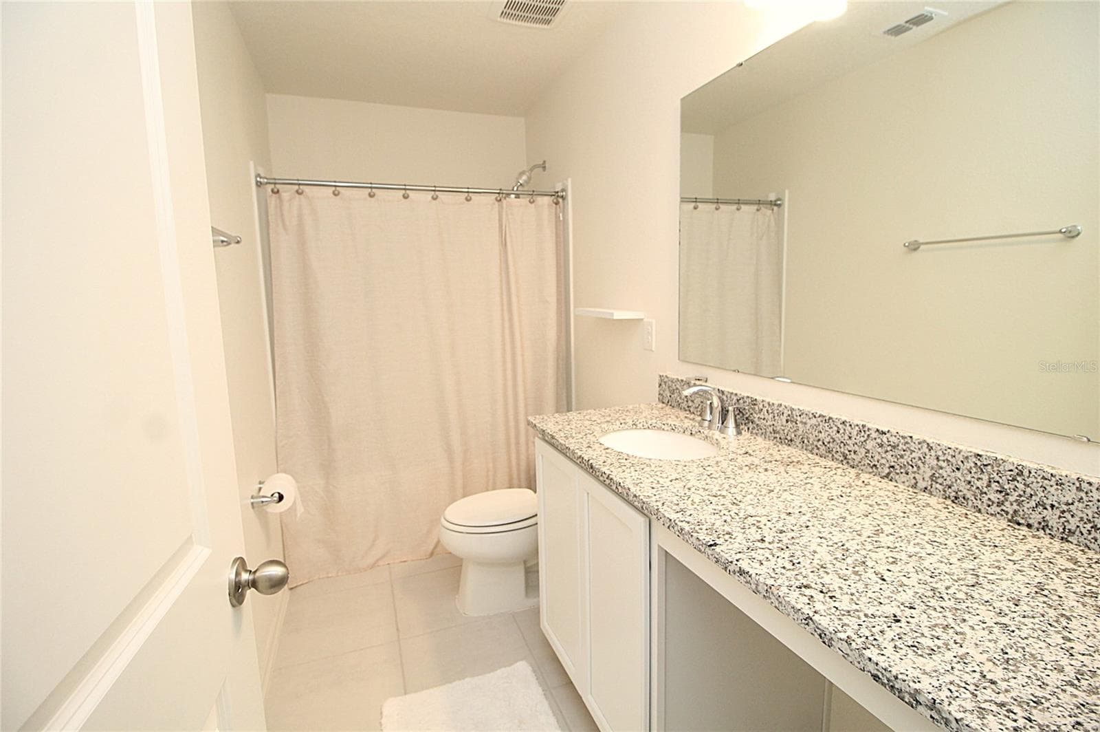 Bath 2 - 7245 BIG CEDAR ALY, GROVELAND