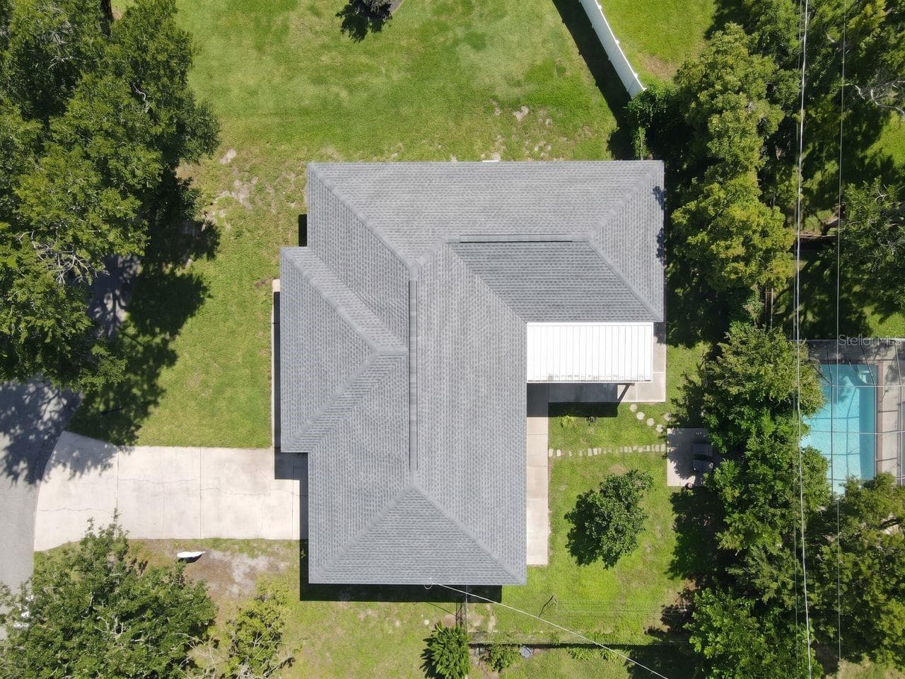 Single Family Residence at 128 LAGOON RD, WINTER HAVEN, photo 3 of 24