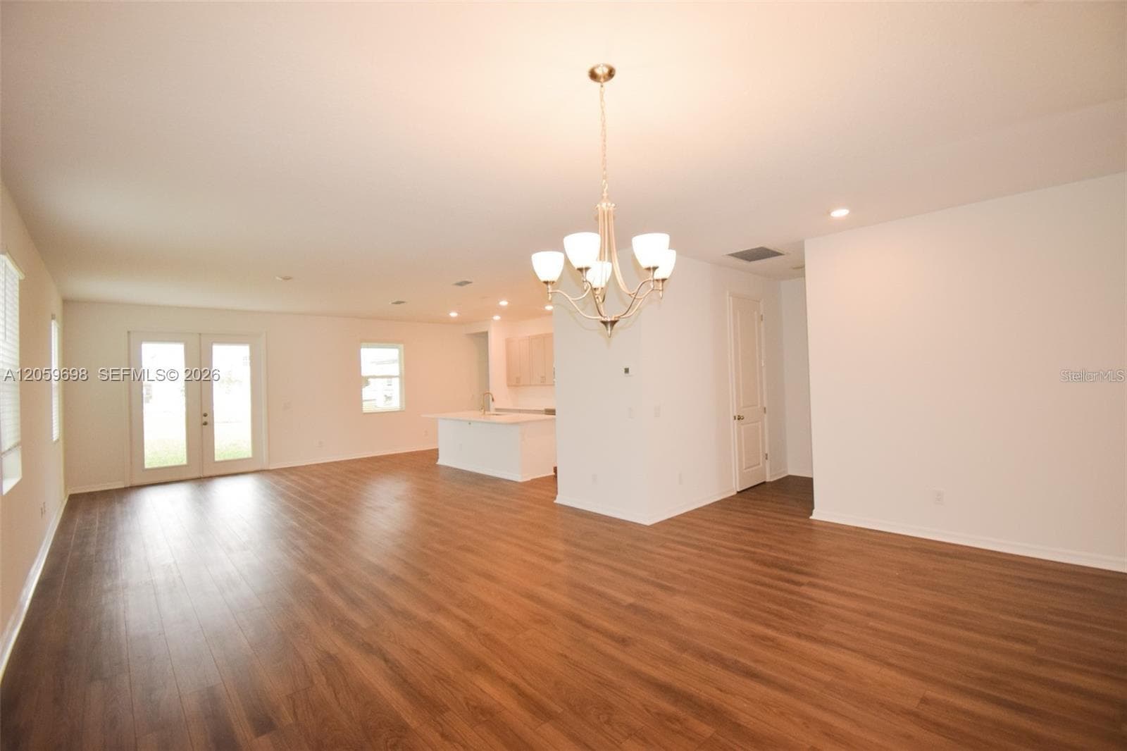 Open Living and Dining Area - 2370 LANCASHIRE ST, DAVENPORT