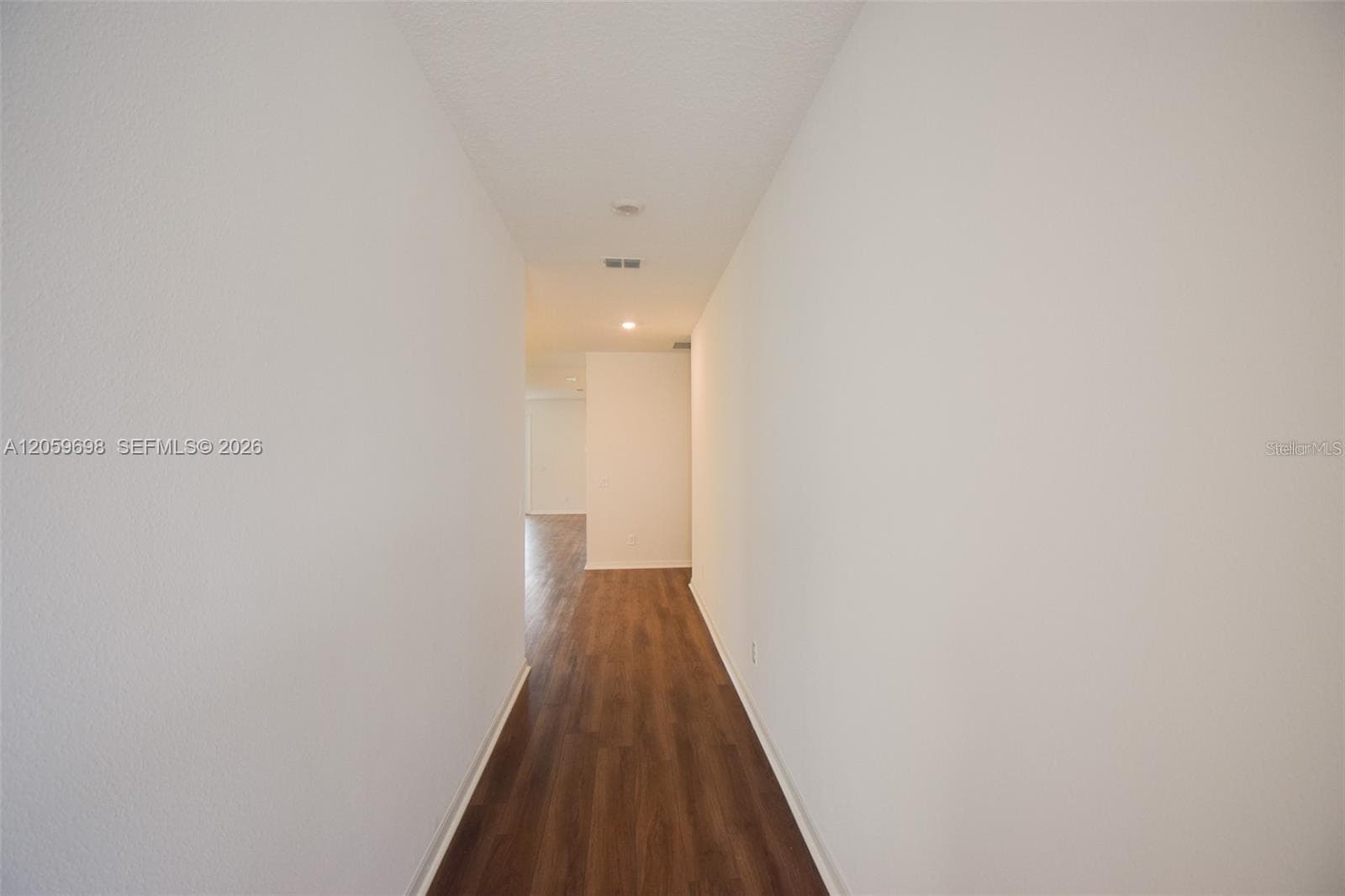 Interior Hallway - 2370 LANCASHIRE ST, DAVENPORT