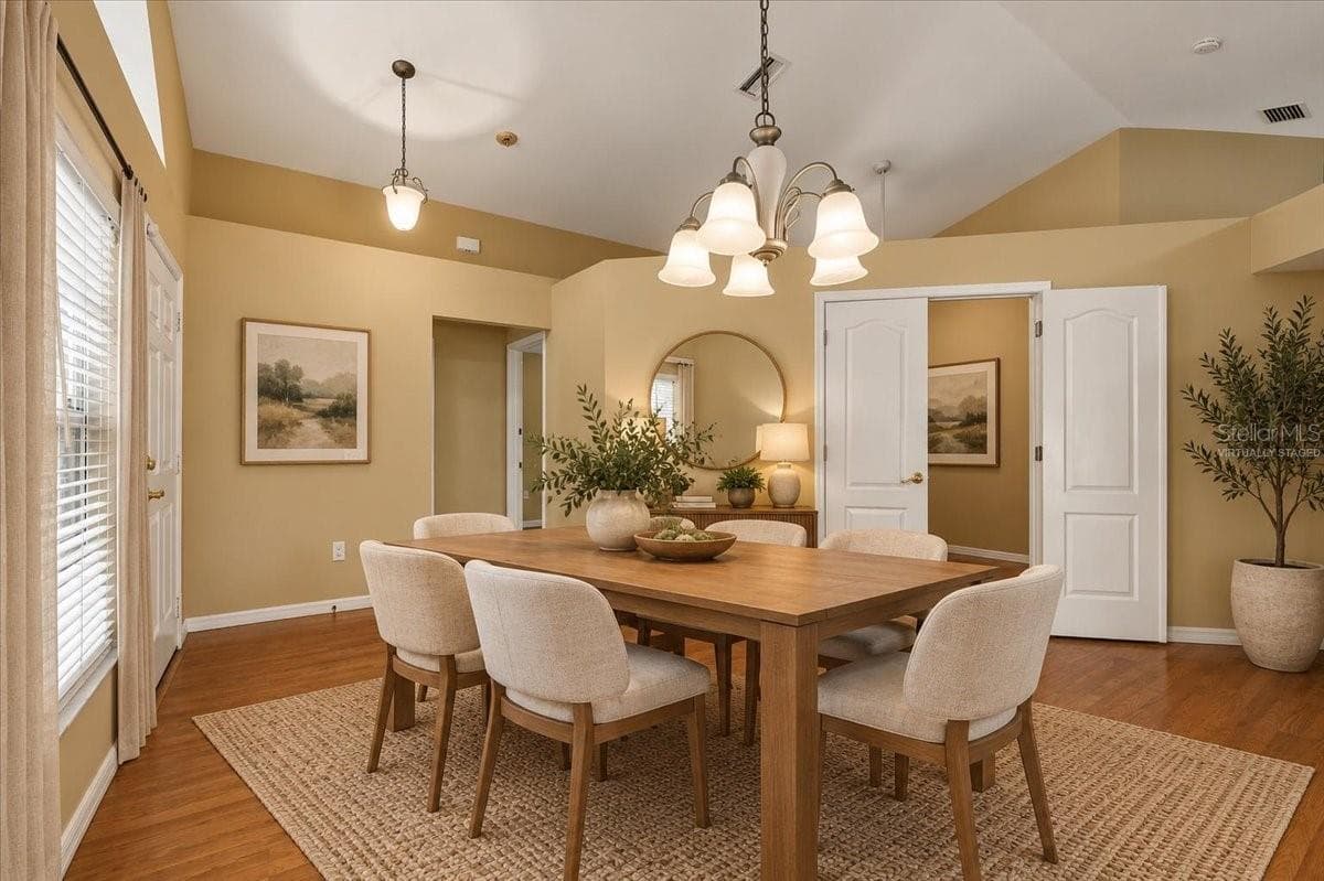 VIRTUALLY STAGED - 2610 BUCKHORN PRESERVE BLVD, VALRICO