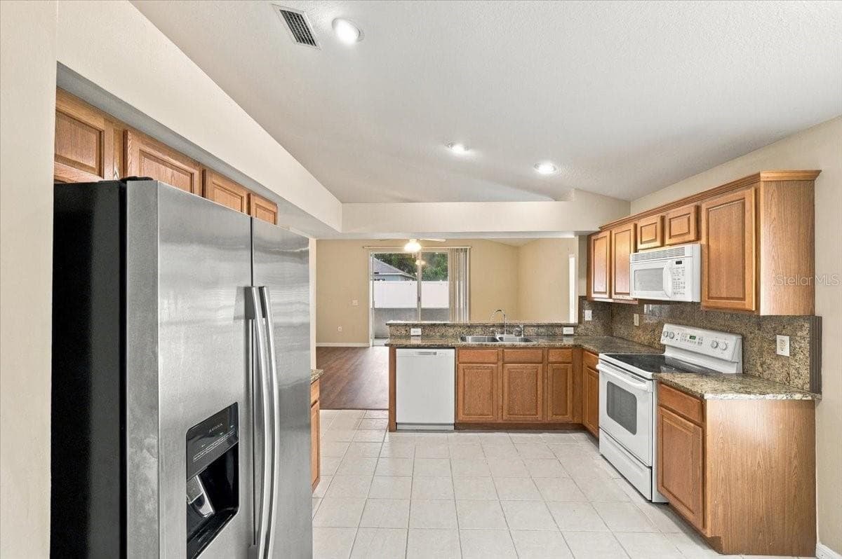Single Family Residence at 2610 BUCKHORN PRESERVE BLVD, VALRICO, photo 42 of 79