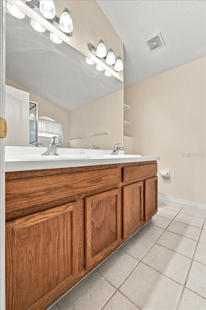 Single Family Residence at 2610 BUCKHORN PRESERVE BLVD, VALRICO, photo 52 of 79